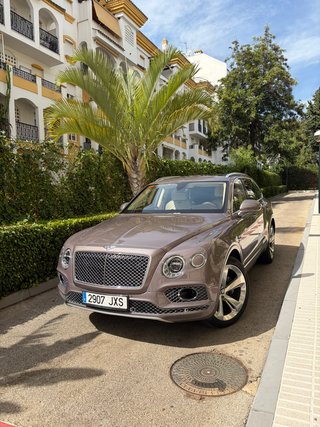 BENTLEY BENTAYGA W12 6.0 NACIONAL 2017