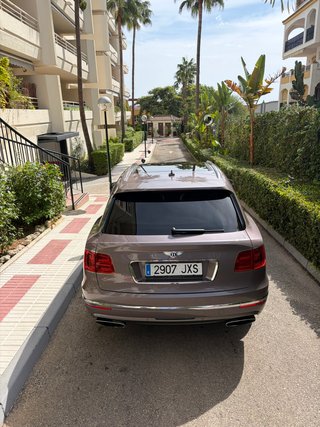 BENTLEY BENTAYGA W12 6.0 NACIONAL 2017