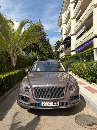 BENTLEY BENTAYGA W12 6.0 NACIONAL 2017