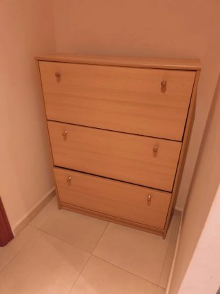 Dos zapateros de madera