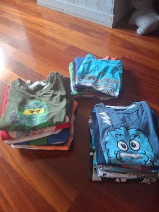 Lote de 24 camisetas infantiles