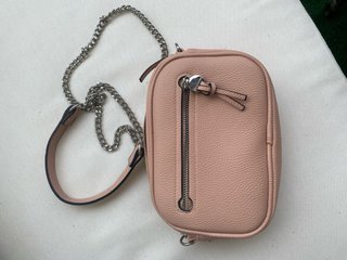 Bolso Rosa Parfois con Cadena