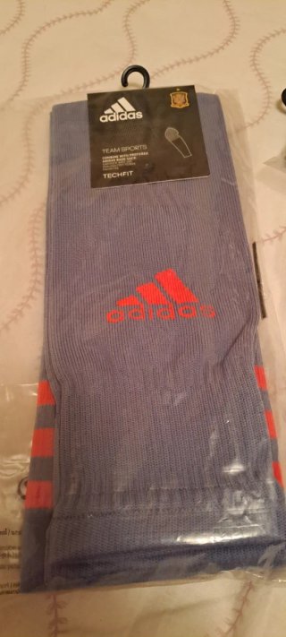 Medias Adidas Selección Española Talla 5 de adulto