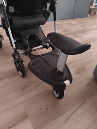Carrito Bugaboo con Patinete