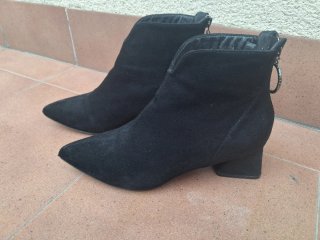 Botines ante negros talla 35