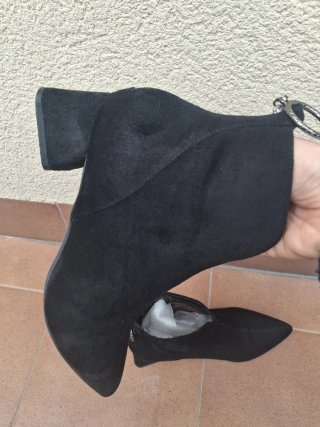 Botines ante negros talla 35