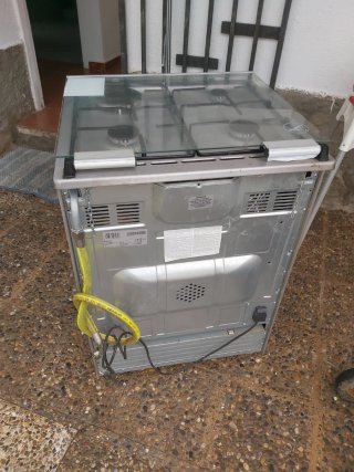 Cocina de Gas con Horno