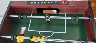 Futbolín de madera