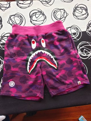 Pantalón corto Bape morado camuflaje