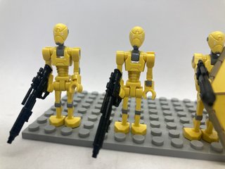 Minifiguras Star Wars droides de batalla