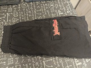 Pantalones Cortos Judas Priest  Talla 10/12 años.