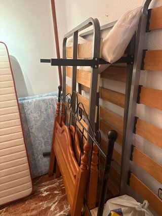 Somier con láminas de madera