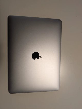 MacBook Pro 13 2017 1.02 TB SSD Sabrent 8GB RAM