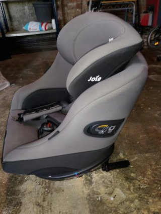 Silla de coche Joie gris