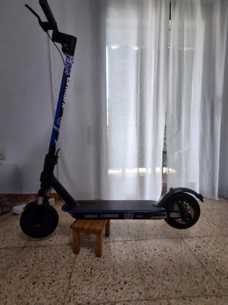 Xiaomi Pro 2 + vinilo mercedes nuevo