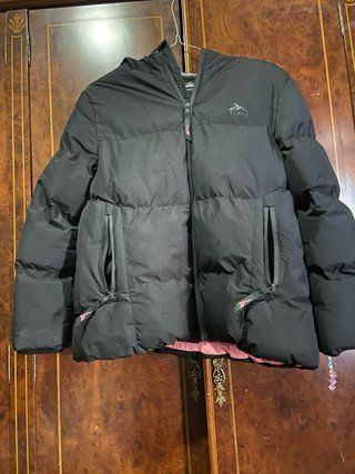 Abrigo Teh Negro y Rosa Talla M