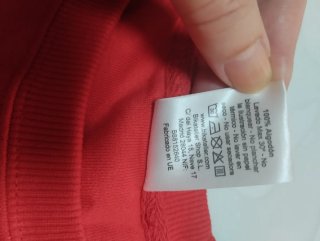 Sudadera Roja sin Capucha