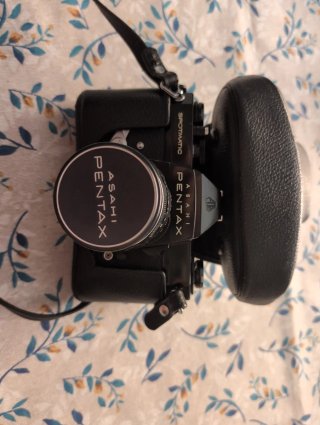 Cámara Asahi Pentax Spotmatic Negra con Funda