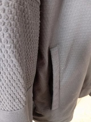 Chaqueta Jordan Negra con Cremallera