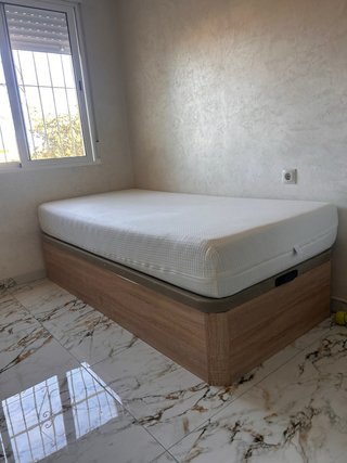 Conjunto Dormitorio: Armario, Canapé y Colchón