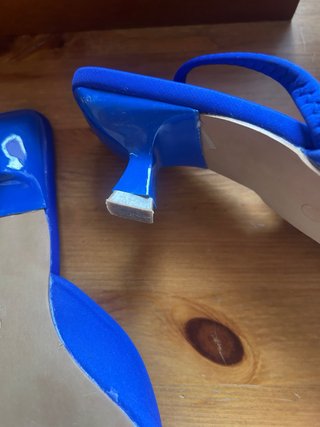 Zapatos de Salón Azules con Pedrería