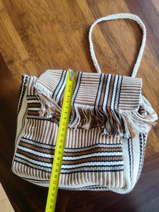 Bolso artesanal guaraní