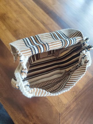 Bolso artesanal guaraní