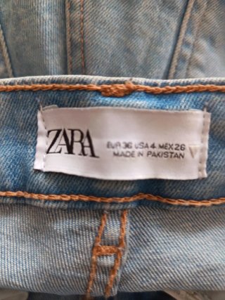 Pantalón vaquero Zara azul Talla S