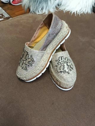 Zapatos Jaimo Mujer Dorados y Plateados