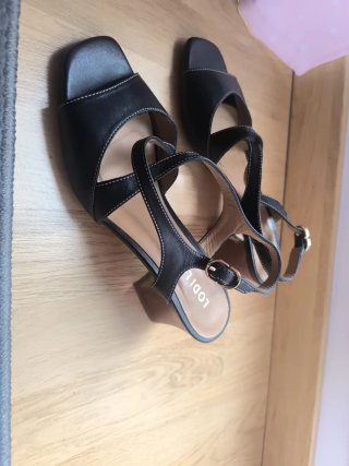 Sandalias de tacón Lodi negras