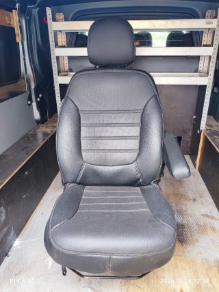 Asiento acompañante Renault Trafic 2015