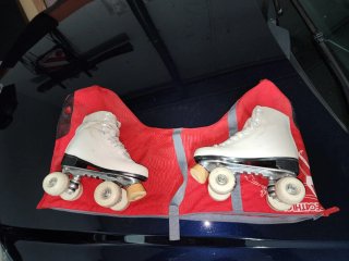 Patines de 4 ruedas blancos