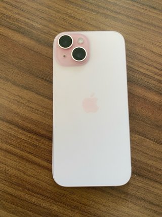 iPhone 15 128GB Rosa 2 años impecable