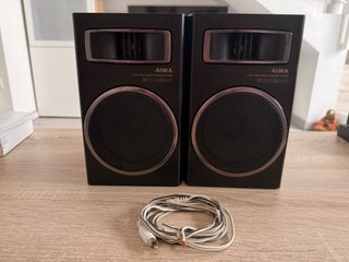 Pareja de altavoces vintage Aiwa SX-R200