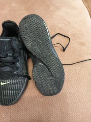 Deportivos Nike Hombre Negro y Verde