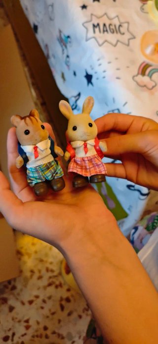 Set Sylvanian Families: Casa, Colegio y Tío Vivo