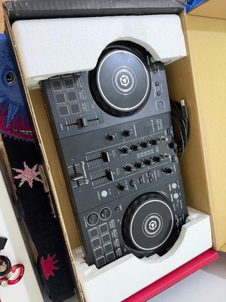 Controladora Pioneer DDJ-400 y Altavoces DM-40