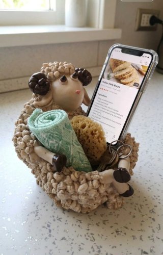 Portaoggetti e Supporto Smartphone Pecora