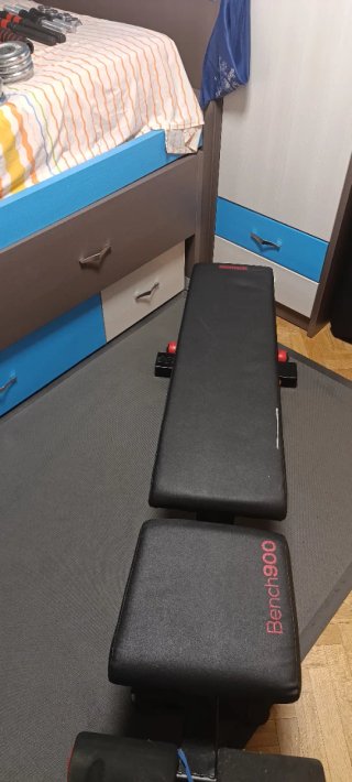 Banco musculación Decathlon Bench 900 + PESAS