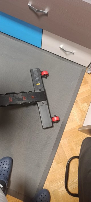 Banco musculación Decathlon Bench 900 + PESAS