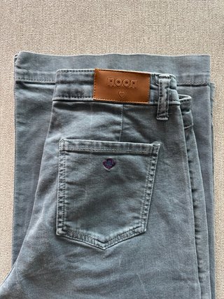Pantalón largo Noon Talla 38.