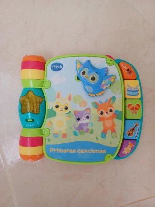 Libro interactivo Vtech. Primeras canciones