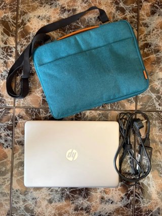 Portátil HP Plateado