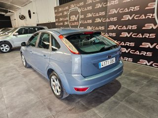 Ford Focus resstreno 1.6 gasolina,solo 31.000km