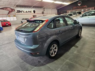 Ford Focus resstreno 1.6 gasolina,solo 31.000km