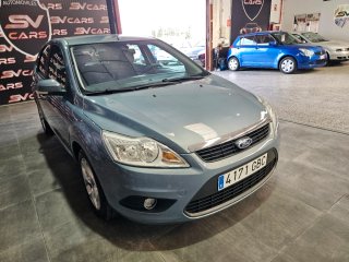 Ford Focus resstreno 1.6 gasolina,solo 31.000km