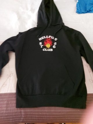 Sudadera Stranger Things Hellfire Club