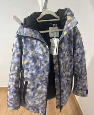 Plumífero ski collection Zara nieve talla L 180€