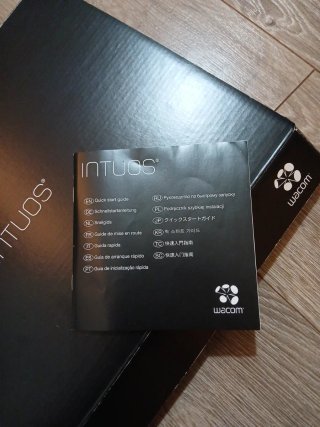 Wacom Intuos Art Creative Pen & Touch Tablet