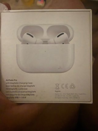 Apple AirPods Pro con estuche MagSafe